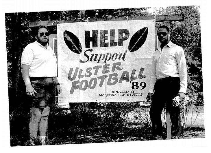 Ulster Football '89 Sign with Students