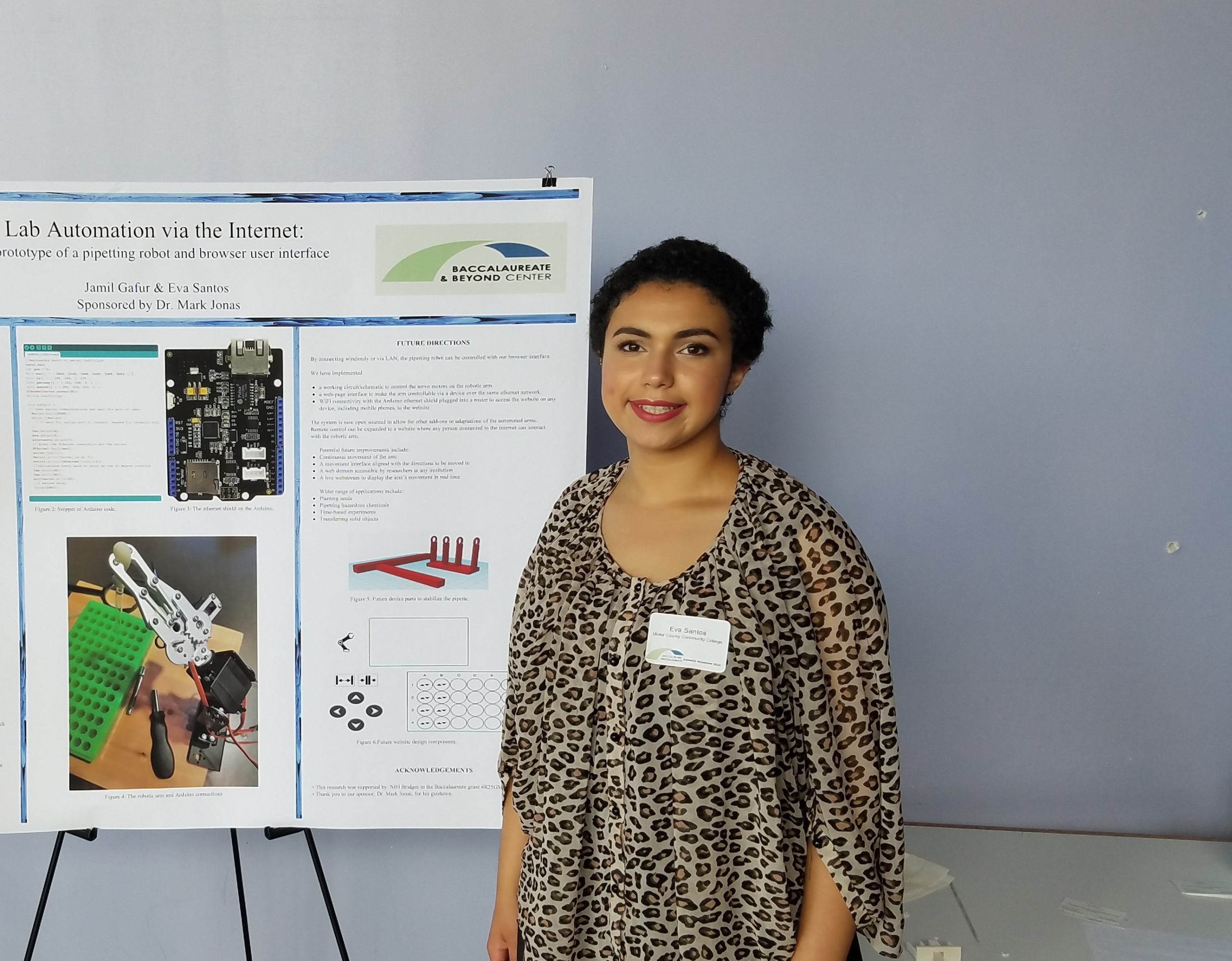 Eva Santos with project plan